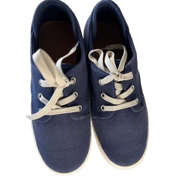 SUN + STONE NAVY BLUE BOYS KIVA SNEAKER Size 1 NWOT - Picture 1 of 7